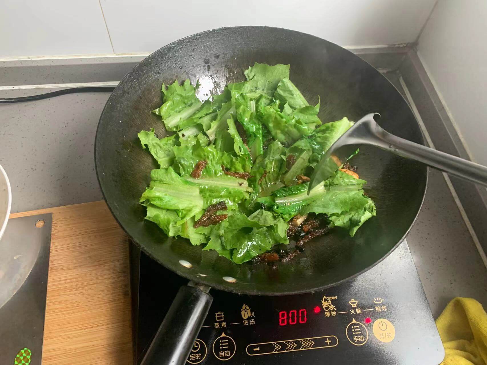 先下梗翻炒