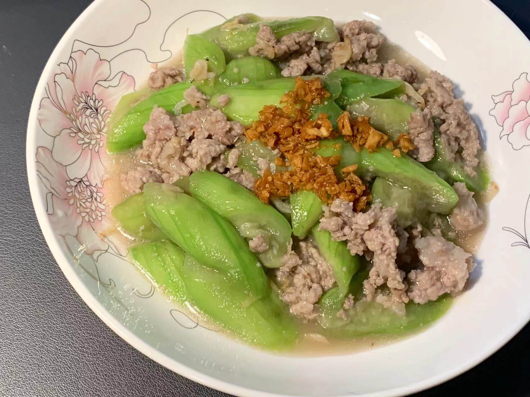 成品图:秋瓜炒肉末