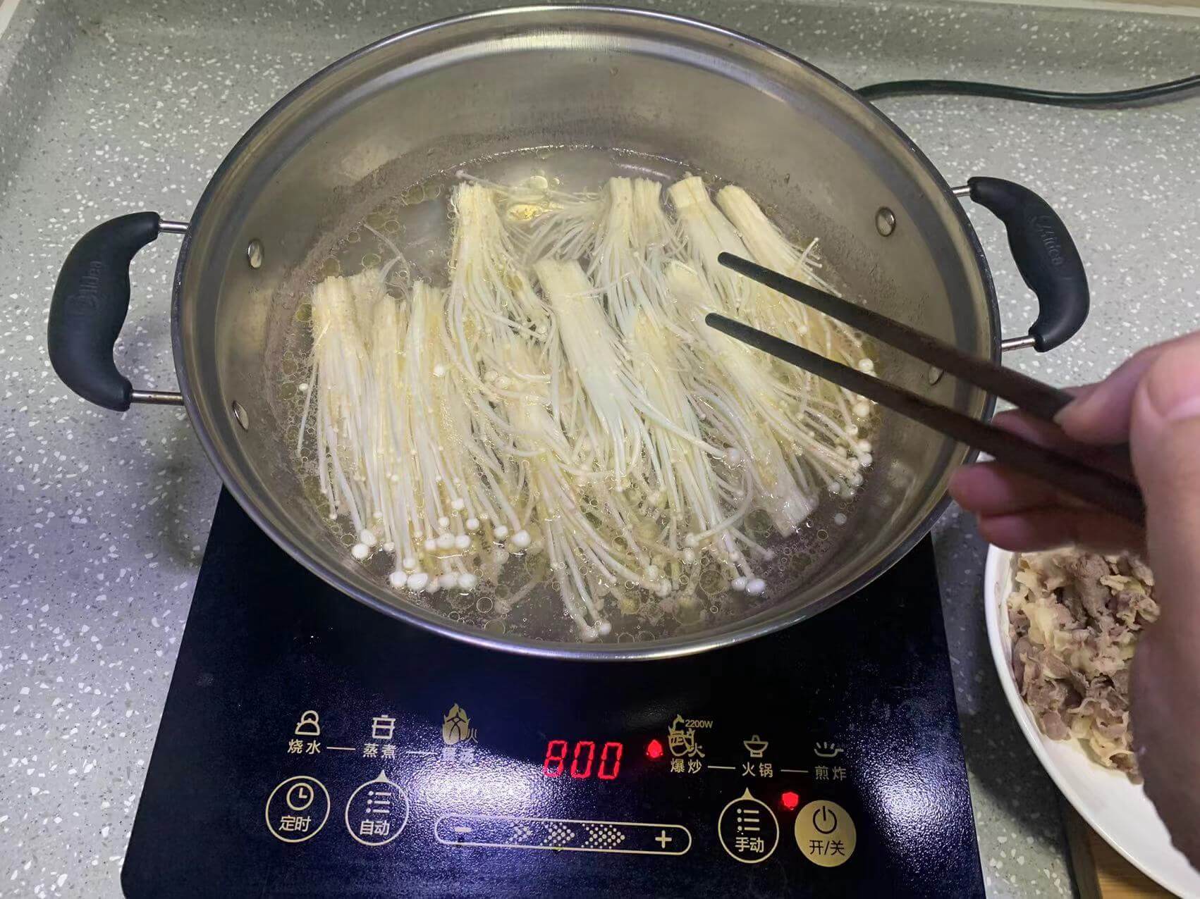 金针菇焯水