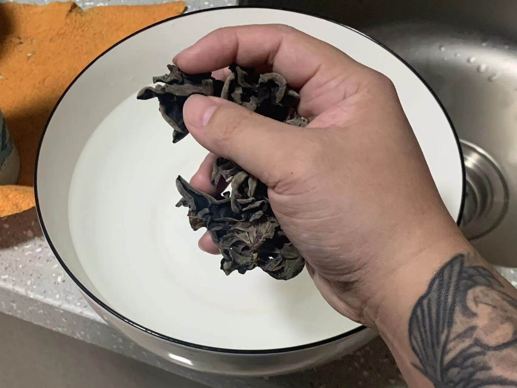 这么一小把就可以了