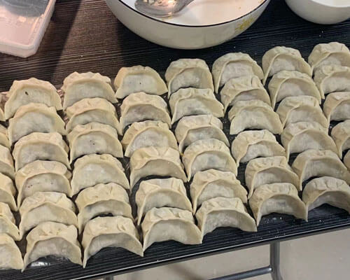 在广州新家做的第一顿晚餐:潮州笋饺