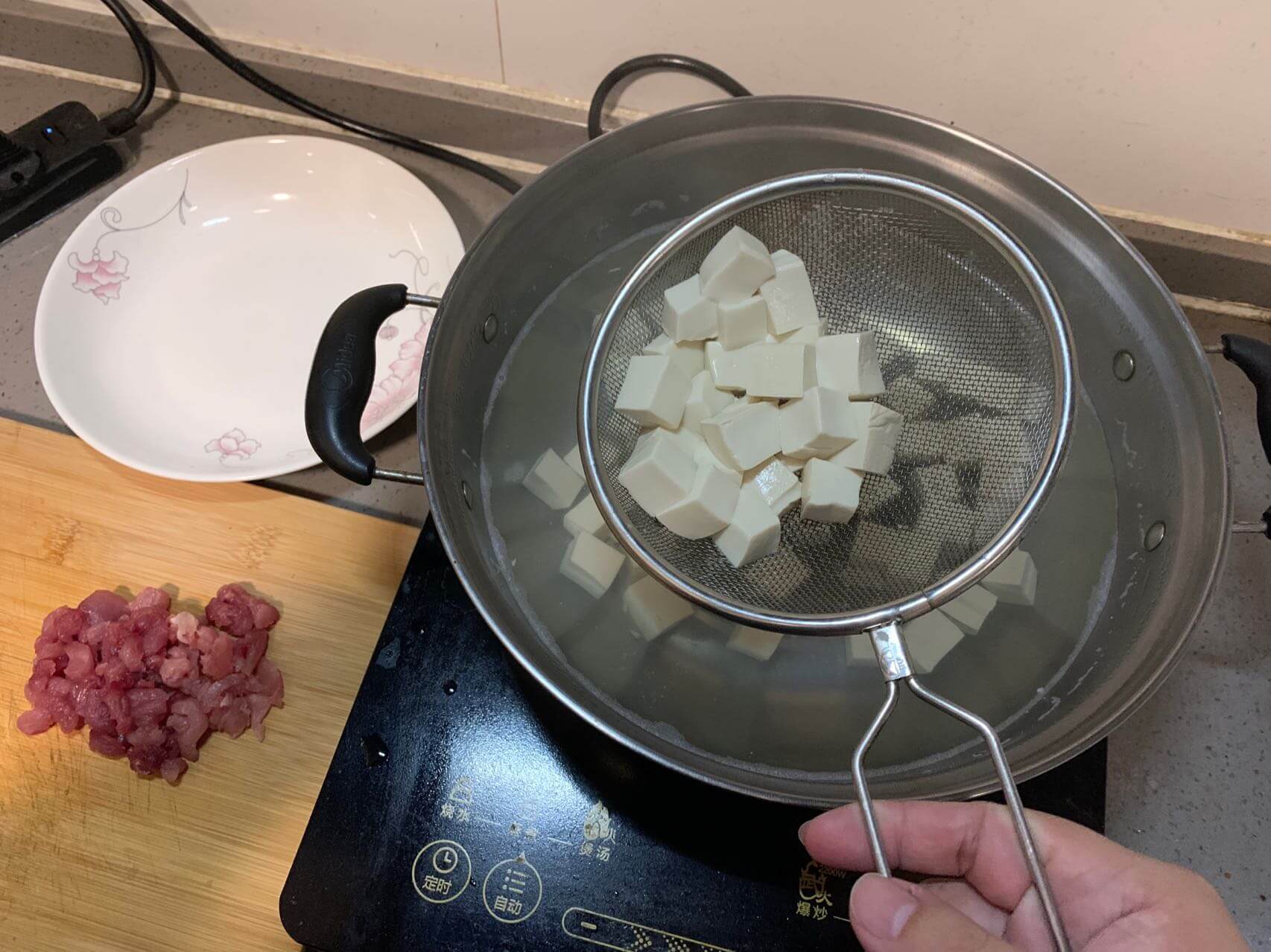豆腐焯水