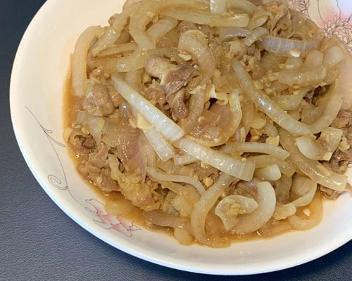 黑椒蚝油洋葱丝炒肥牛(15min)