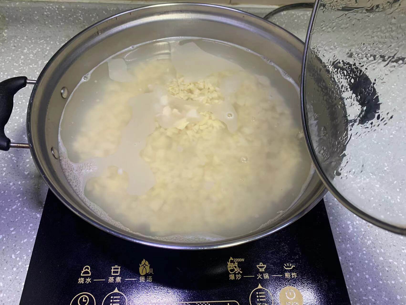 焯完水的笋粒