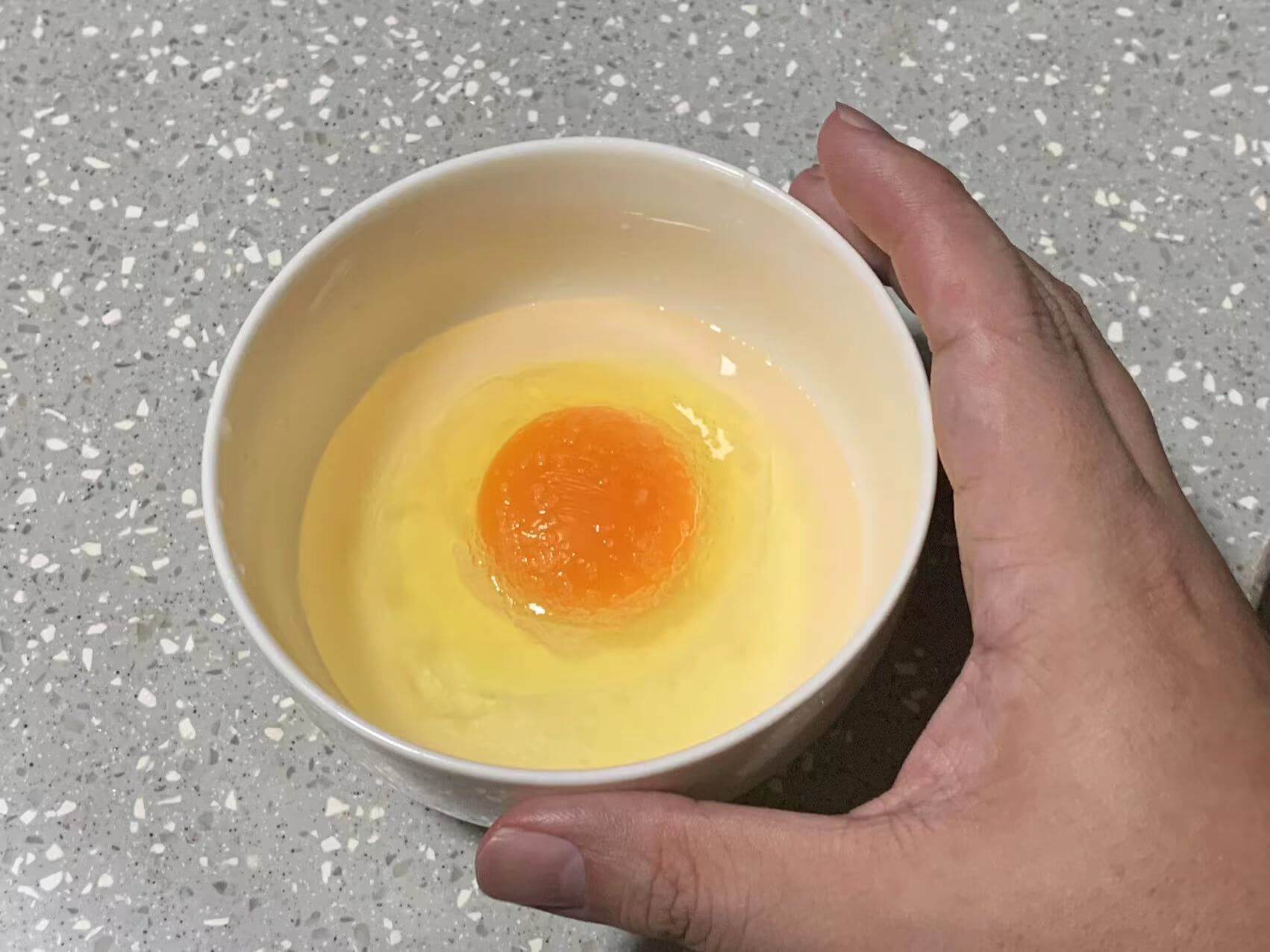 撒上薄薄一层白砂糖