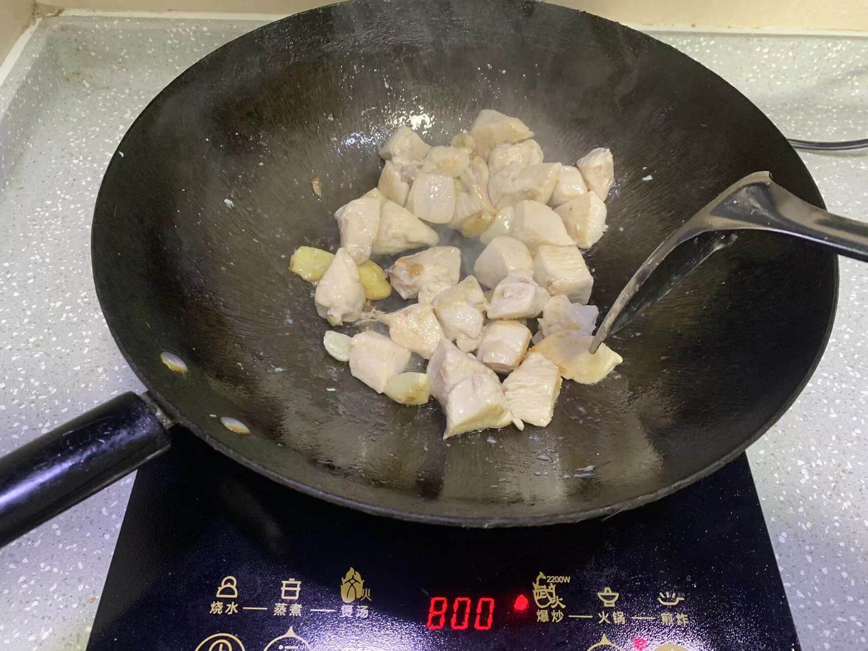 变白色说明熟了