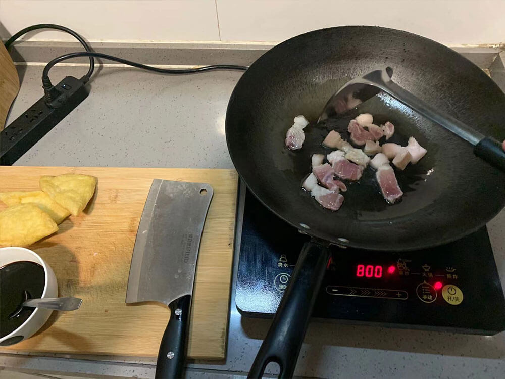 先炒肉
