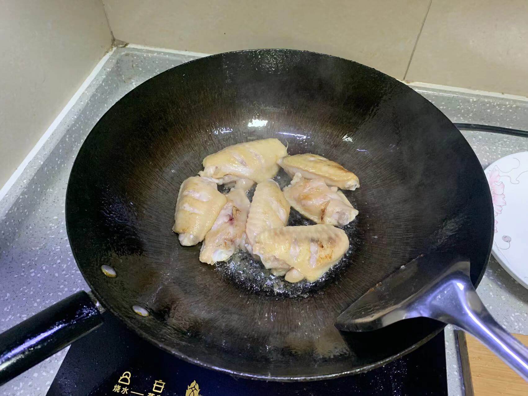 煎鸡翅