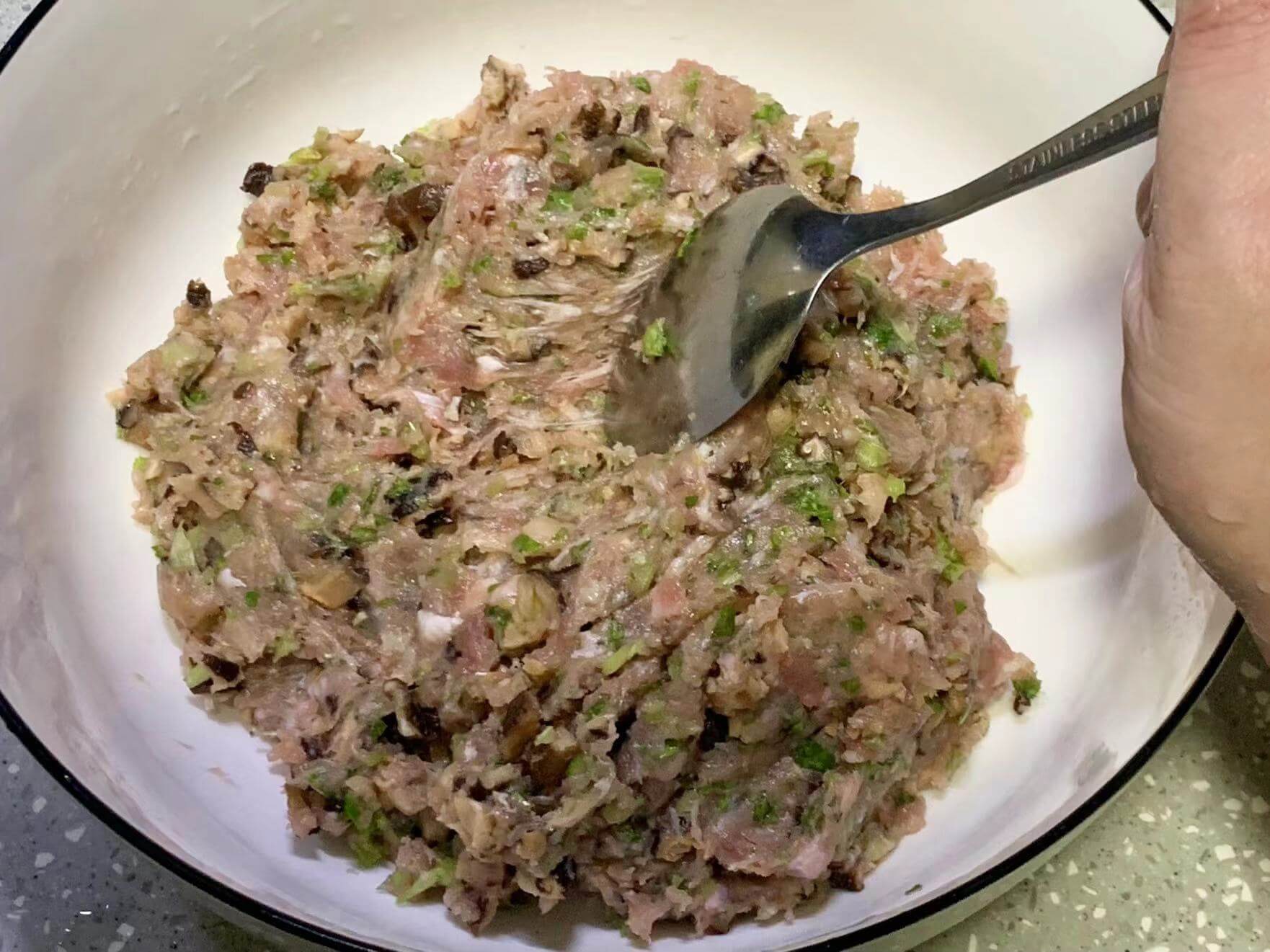 剁好的肉馅