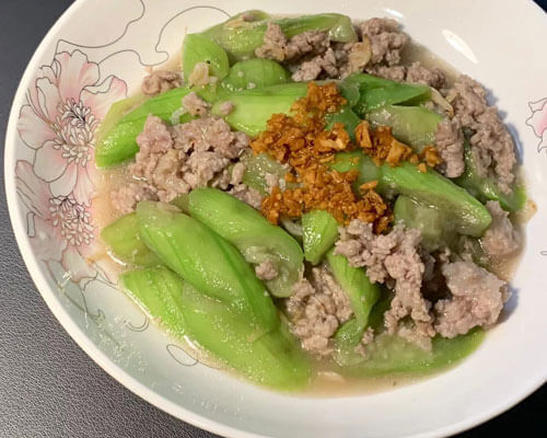 省钱菜谱:4块钱的秋瓜炒肉末(3min)