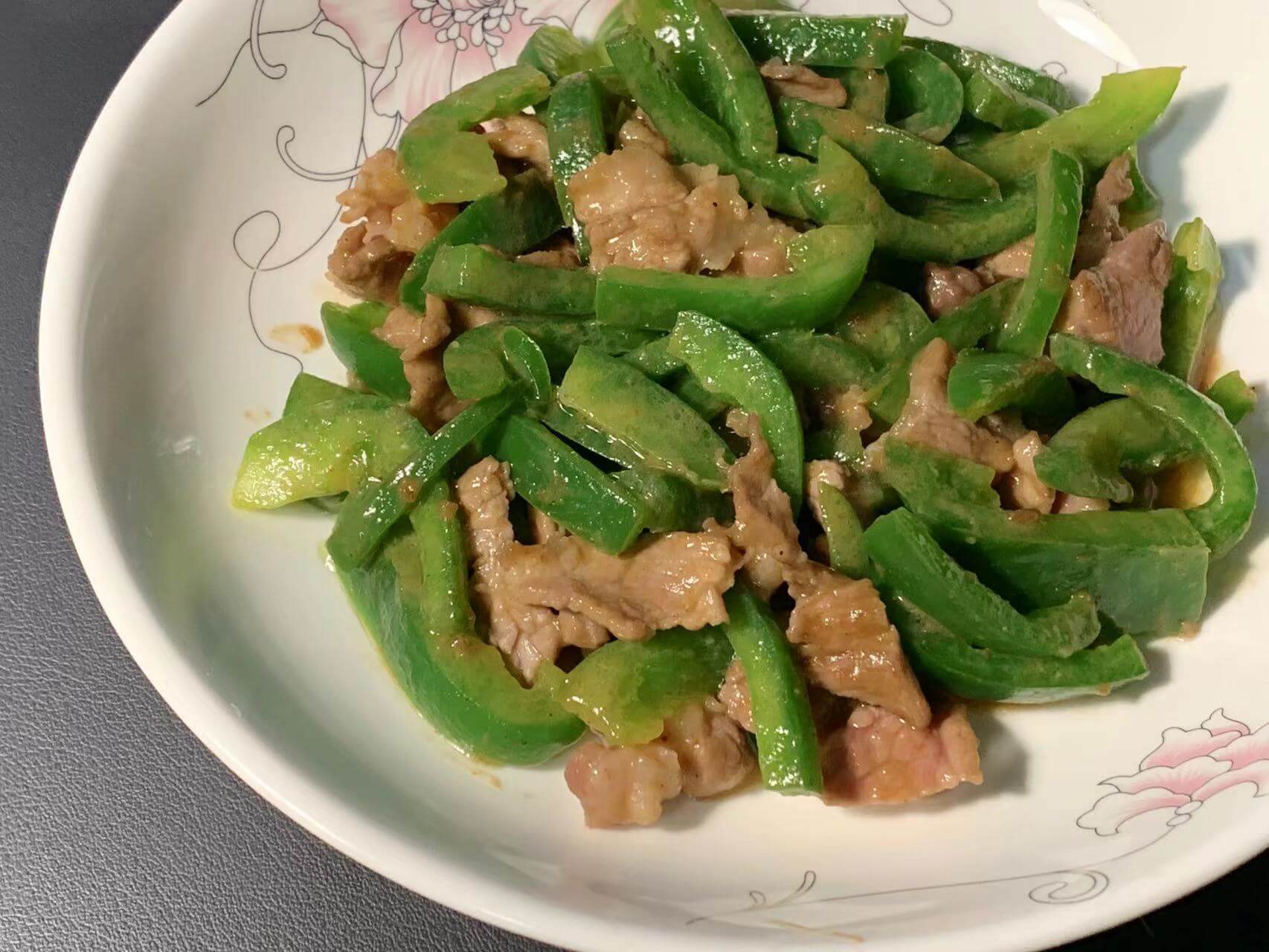 成品图:甜椒丝沙茶肉片