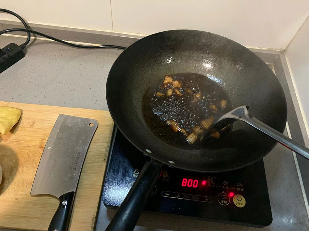 再倒入料汁