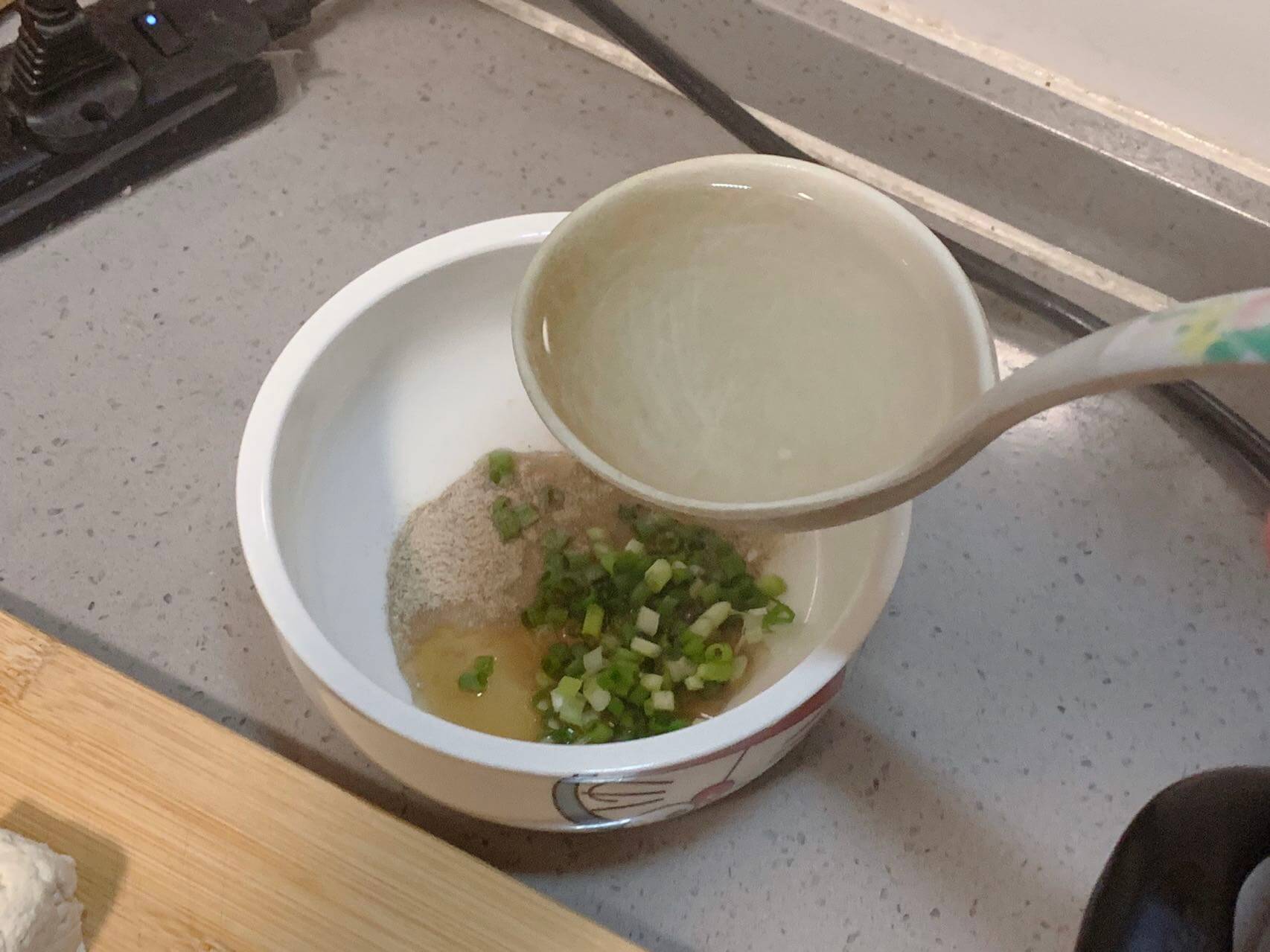 加入一勺热水