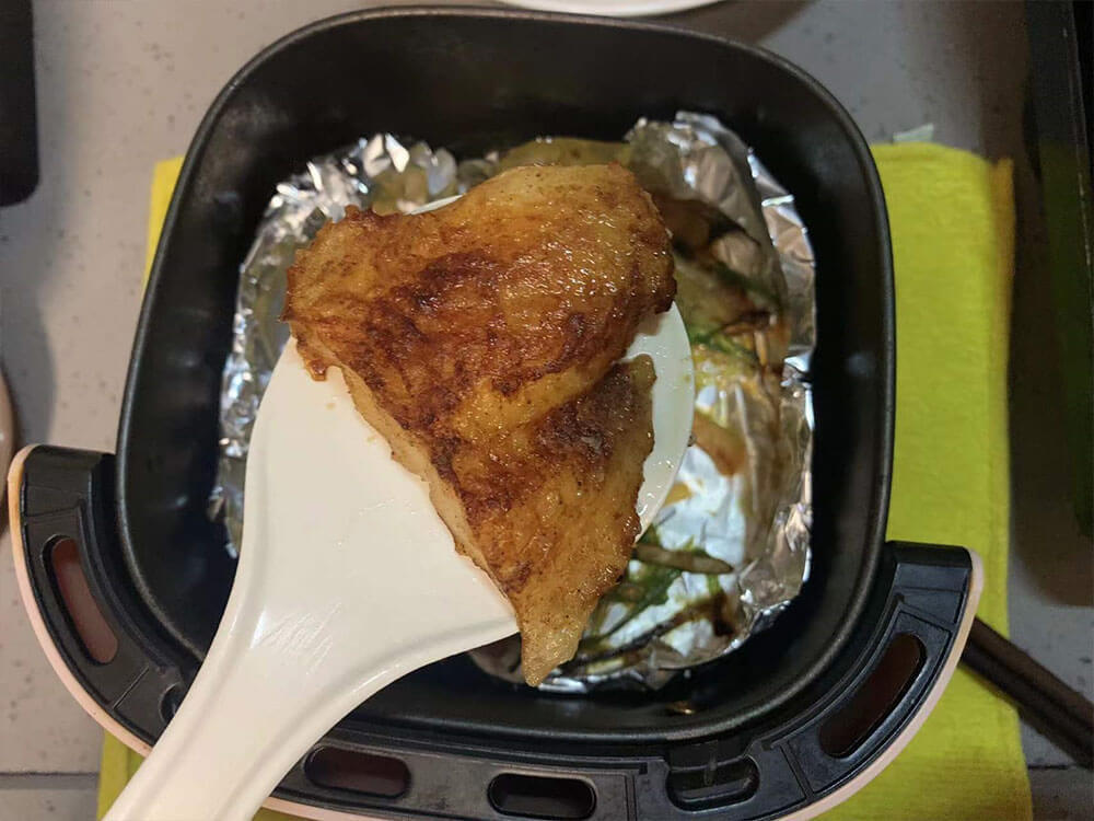 用饭勺辅助